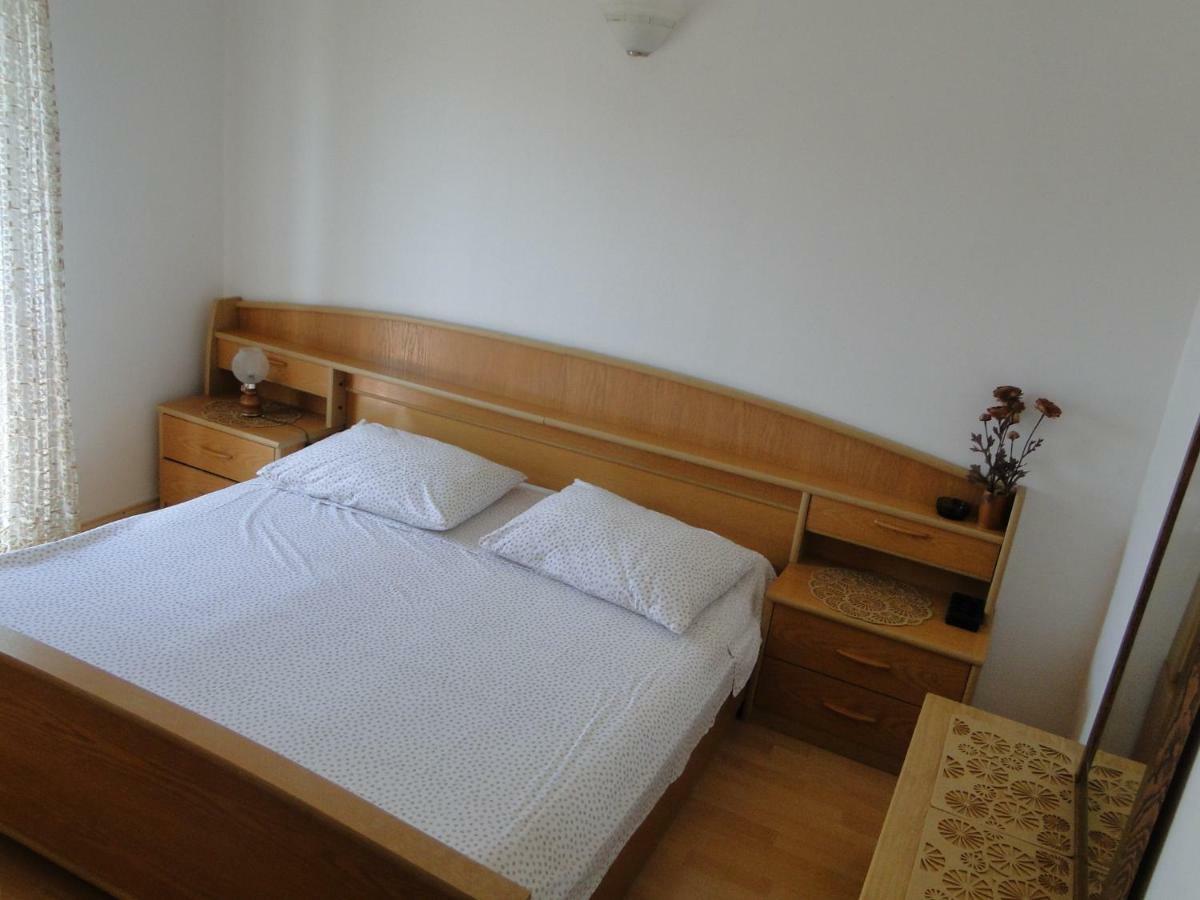 Radojka Hotell Primošten Eksteriør bilde