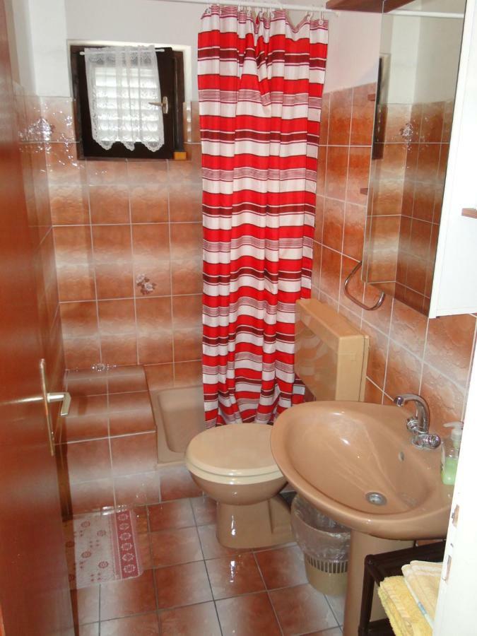 Radojka Hotell Primošten Eksteriør bilde